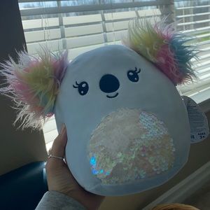 Squishmallow Kya :)